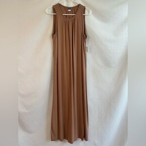 Old Navy Maternity Sleeveless Nursing Maxi Dress Size: Small  NWT